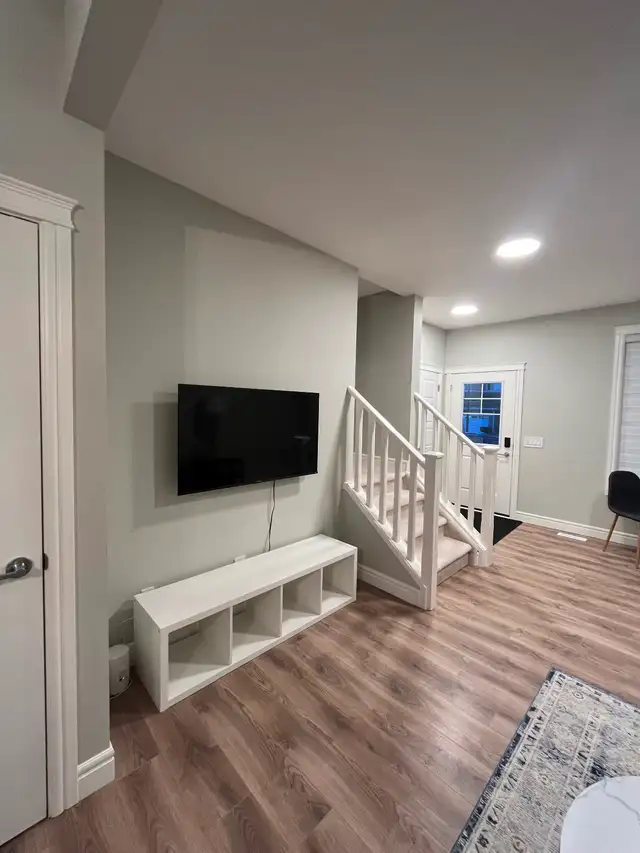 Glenridding 3 bedroom Furnished Rental for April 1st - Photo 7