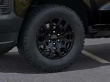 2026 Chevrolet Colorado - Photo 9