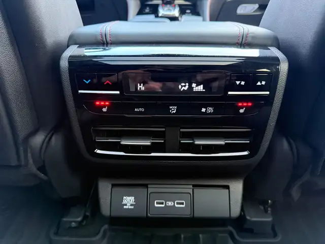 2022 ACURA MDX A-SPEC SH-AWD - Photo 11