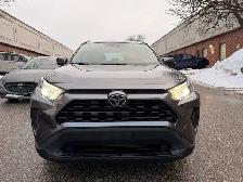 2022 Toyota RAV4 XLE AWD - Photo 2