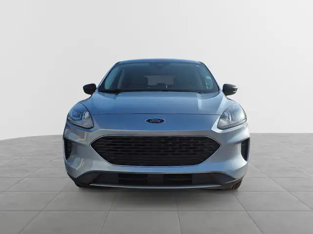 2022 Ford Escape SE SE | Convenience/ Weather Package - Photo 3