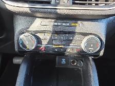 2022 Ford Escape SE SE | Convenience/ Weather Package - Photo 12