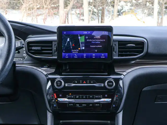 2021 Ford Explorer Limited- 310A Pkg - Pano Roof - Photo 28