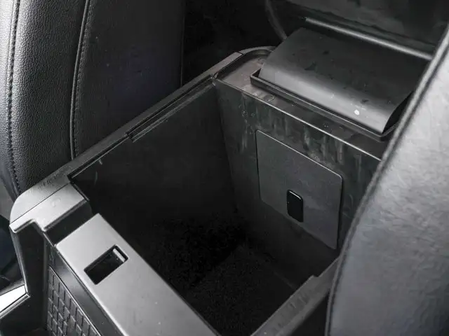 2021 Ford Explorer Limited- 310A Pkg - Pano Roof - Photo 37