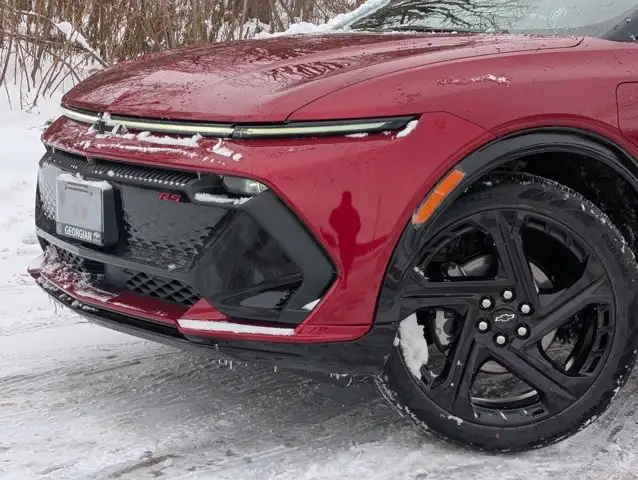 2026 Chevrolet Equinox EV RS- Panoramic Sunroof - Wireless - Photo 2