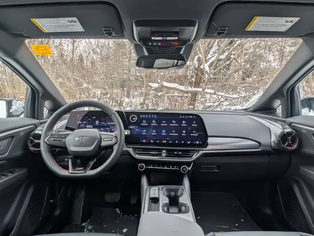 2026 Chevrolet Equinox EV RS- Panoramic Sunroof - Wireless - Photo 14