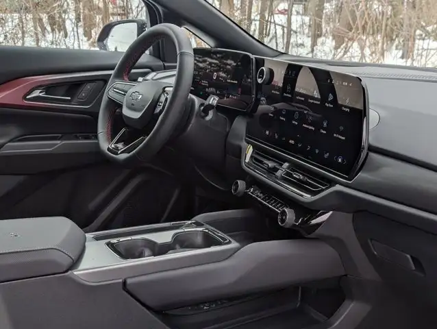 2026 Chevrolet Equinox EV RS- Panoramic Sunroof - Wireless - Photo 15