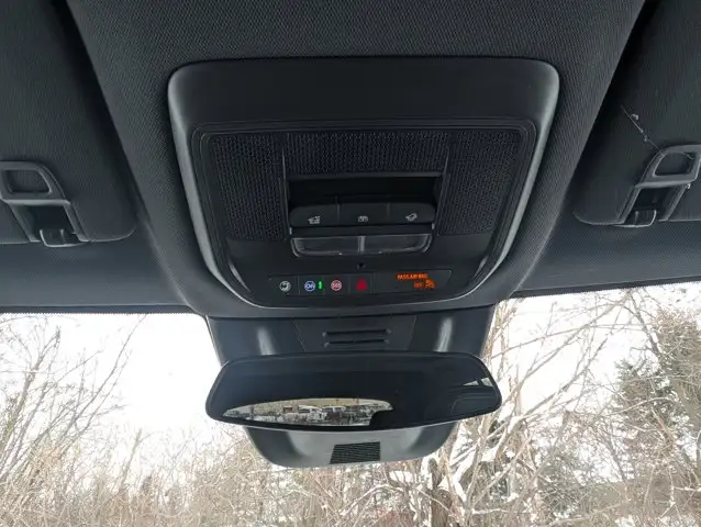 2026 Chevrolet Equinox EV RS- Panoramic Sunroof - Wireless - Photo 26