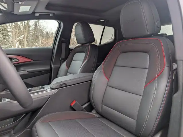 2026 Chevrolet Equinox EV RS- Panoramic Sunroof - Wireless - Photo 28