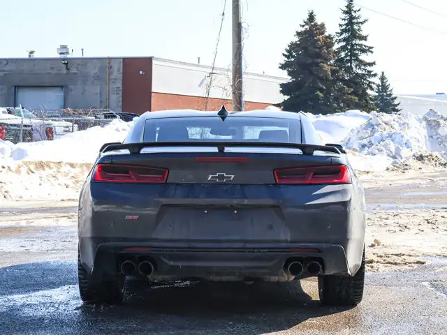 2017 Chevrolet Camaro 2SS- 6.2L V8 - Dual Performance Exhaust - Photo 9