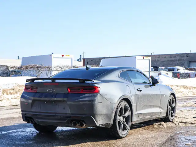 2017 Chevrolet Camaro 2SS- 6.2L V8 - Dual Performance Exhaust - Photo 10
