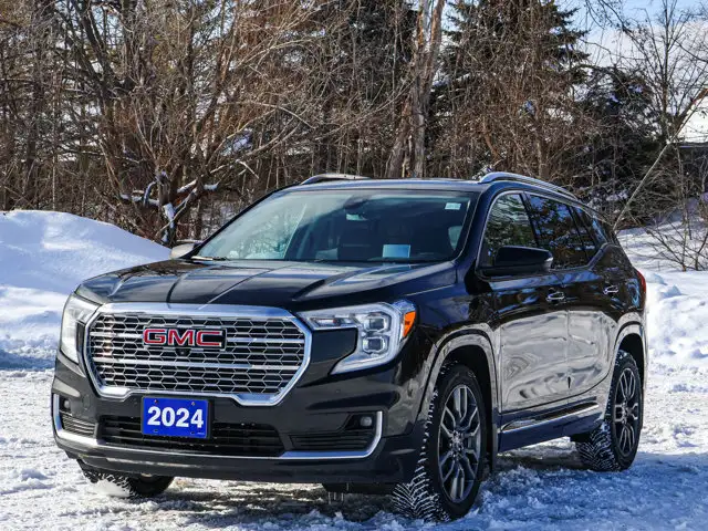 2024 GMC Terrain Denali- Pano Roof - Heated Vented Seats - Photo 7