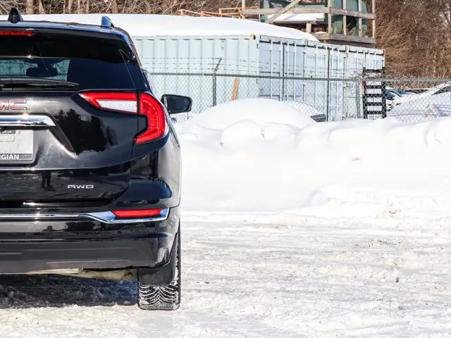 2024 GMC Terrain Denali- Pano Roof - Heated Vented Seats - Photo 13