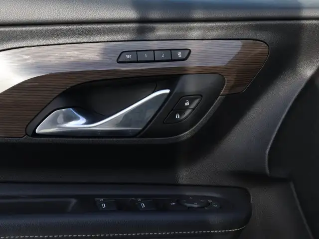 2024 GMC Terrain Denali- Pano Roof - Heated Vented Seats - Photo 19