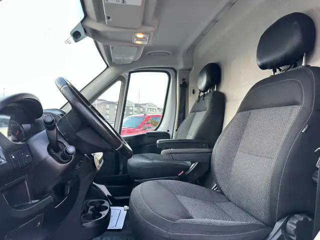 2016 Ram ProMaster Cargo Van - 2500 HIGH ROOF! BACKUP CAMERA! NA - Photo 11