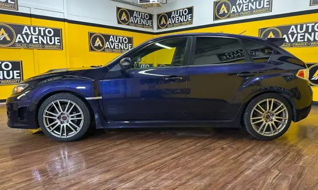 2011 Subaru Impreza WRX STI - SUNROOF! NAVI! LOW MILEAGE! - Photo 2