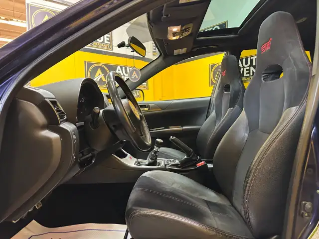 2011 Subaru Impreza WRX STI - SUNROOF! NAVI! LOW MILEAGE! - Photo 10