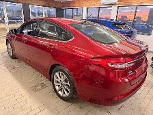 2017 Ford Fusion 4dr Sdn SE FWD - Photo 3