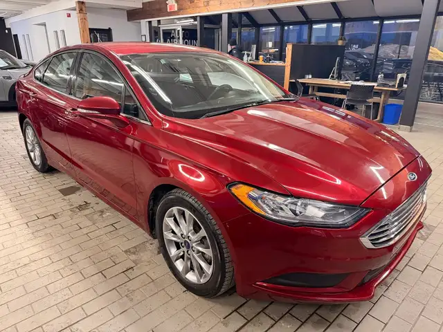 2017 Ford Fusion 4dr Sdn SE FWD - Photo 7