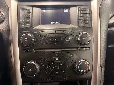 2017 Ford Fusion 4dr Sdn SE FWD - Photo 18