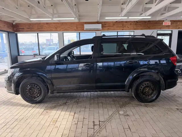 2012 Dodge Journey FWD 4dr SXT - Photo 2