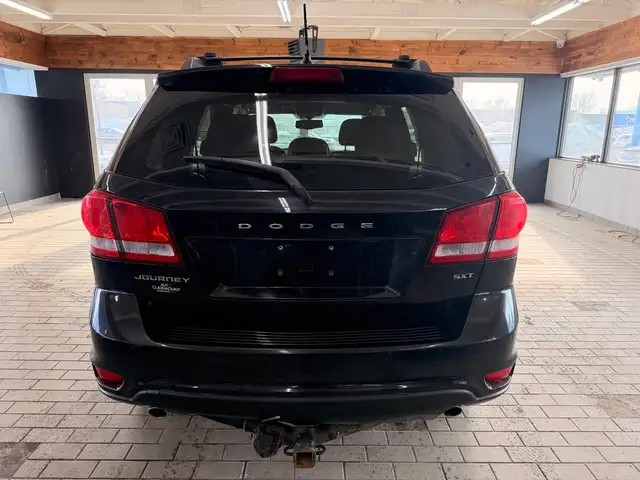 2012 Dodge Journey FWD 4dr SXT - Photo 4