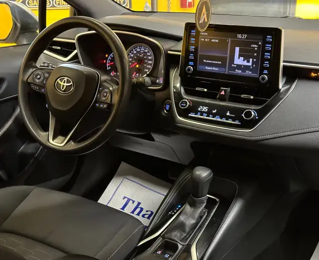 2019 Toyota Corolla HB - NAVI! BACKUP CAMERA! - Photo 13