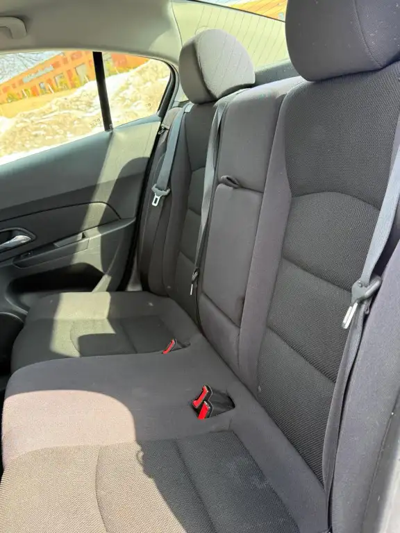 2013 Chevrolet Cruze 1LT Auto 4dr Sedan Automatic - Photo 16