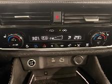 2021 Nissan Rogue AWD Platinum - Photo 16