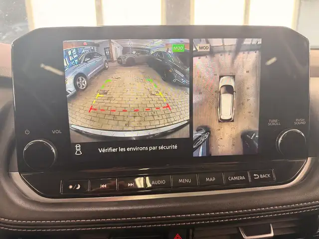 2021 Nissan Rogue AWD Platinum - Photo 18