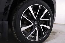 2019 Volvo XC90 T8 eAWD Plug-In Hybrid Momentum - Photo 13