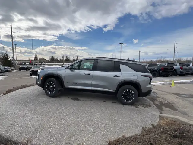 2026 Chevrolet Traverse Z71 - Photo 2