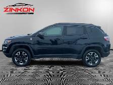 2018 Jeep Compass TRAILHAWK | CLEAN CARFAX | 4X4 | PANO ROOF | B - Photo 2