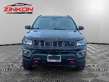 2018 Jeep Compass TRAILHAWK | CLEAN CARFAX | 4X4 | PANO ROOF | B - Photo 8