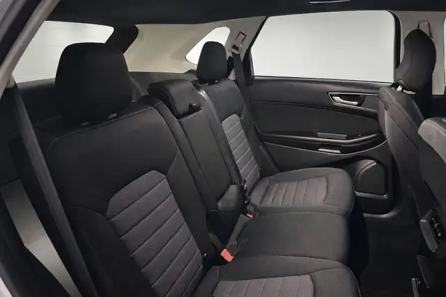 2016 Ford Edge SE 4dr SUV AWD - V6931 - -Financing Available - Photo 13