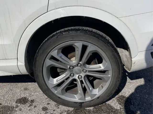 2017 AUDI Q3  LOW KM  AWD 2.0T QUATTRO PRESTIGE - Photo 6