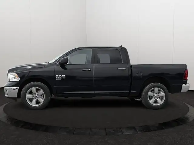 2024 Ram 1500 Classic Tradesman | 5.7L HEMI VVT V8 ENGINE - Photo 4