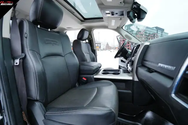 2017 Ram 1500 4X4 Quad Cab 140.5' Laramie | HEMI | CERTIFIED - Photo 14