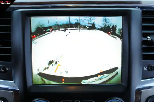 2017 Ram 1500 4X4 Quad Cab 140.5' Laramie | HEMI | CERTIFIED - Photo 26