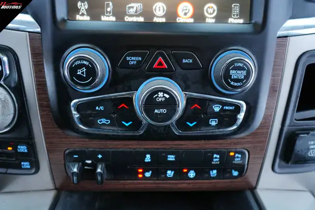 2017 Ram 1500 4X4 Quad Cab 140.5' Laramie | HEMI | CERTIFIED - Photo 27