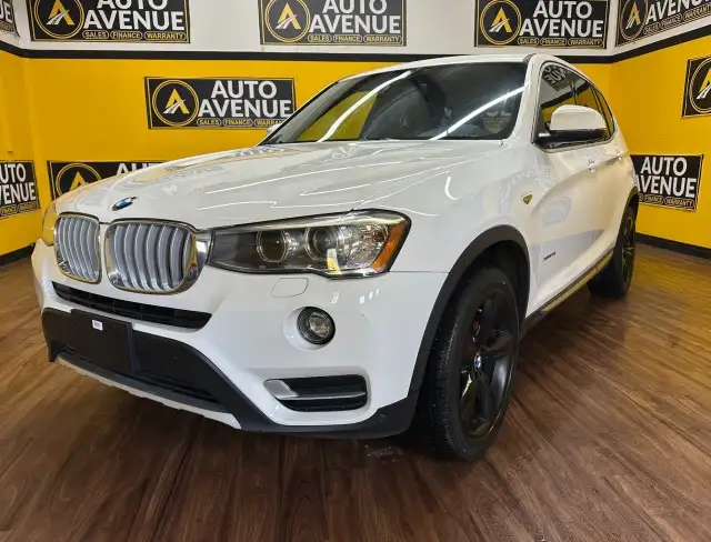2017 BMW X3 xDrive28i - PANORAMA! LEATHER! BACKUP CAMERA!