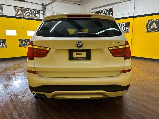 2017 BMW X3 xDrive28i - PANORAMA! LEATHER! BACKUP CAMERA! - Photo 4