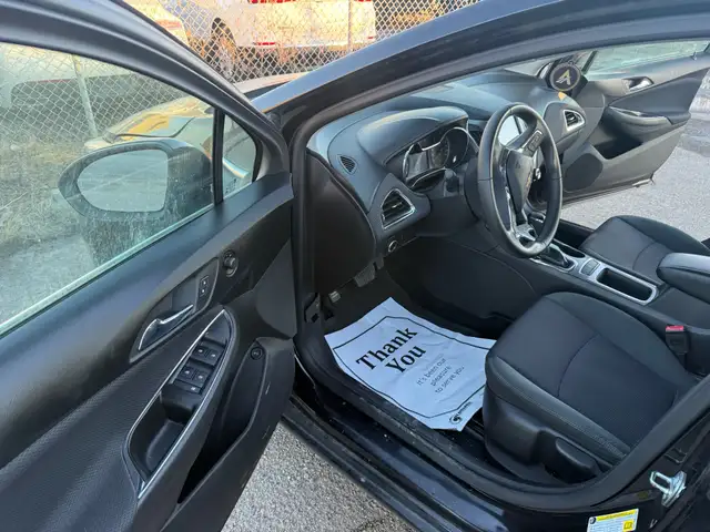 2017 Chevrolet Cruze 4dr Sdn 1.4L LT w/1SD - Photo 6