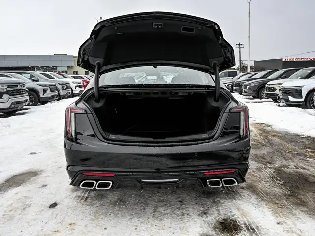 2025 Cadillac CT5-V AWD 3.0L Twin Turbo - Photo 14