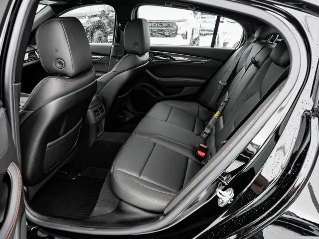 2025 Cadillac CT5-V AWD 3.0L Twin Turbo - Photo 35