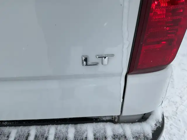 2023 Chevrolet Silverado 1500 LT - Photo 10