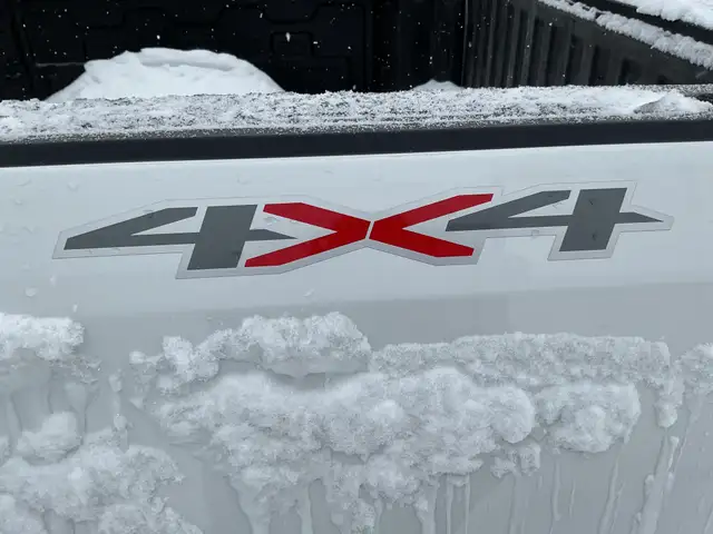 2023 Chevrolet Silverado 1500 LT - Photo 11