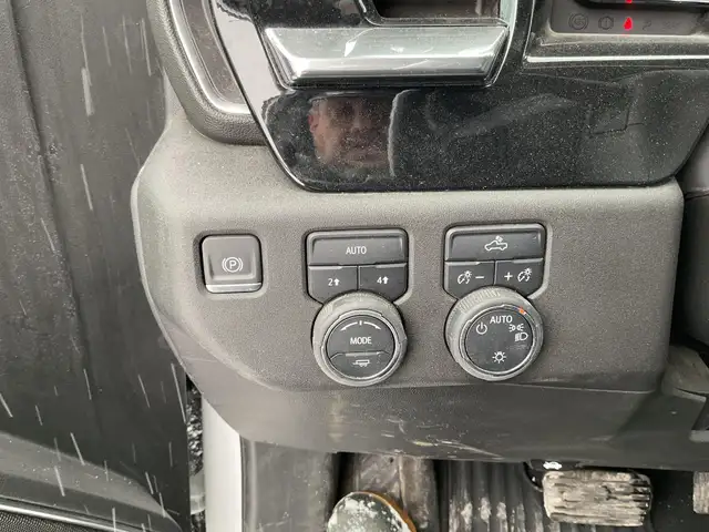 2023 Chevrolet Silverado 1500 LT - Photo 18