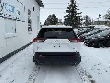 2024 Toyota RAV4 XLE - Photo 4