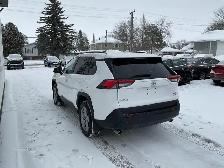 2024 Toyota RAV4 XLE - Photo 5